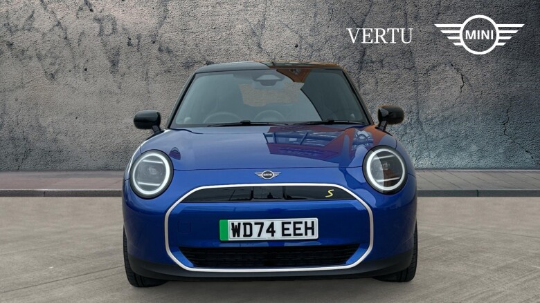 MINI Cooper 160kW SE Exclusive 54kWh 3dr Auto Electric Hatchback